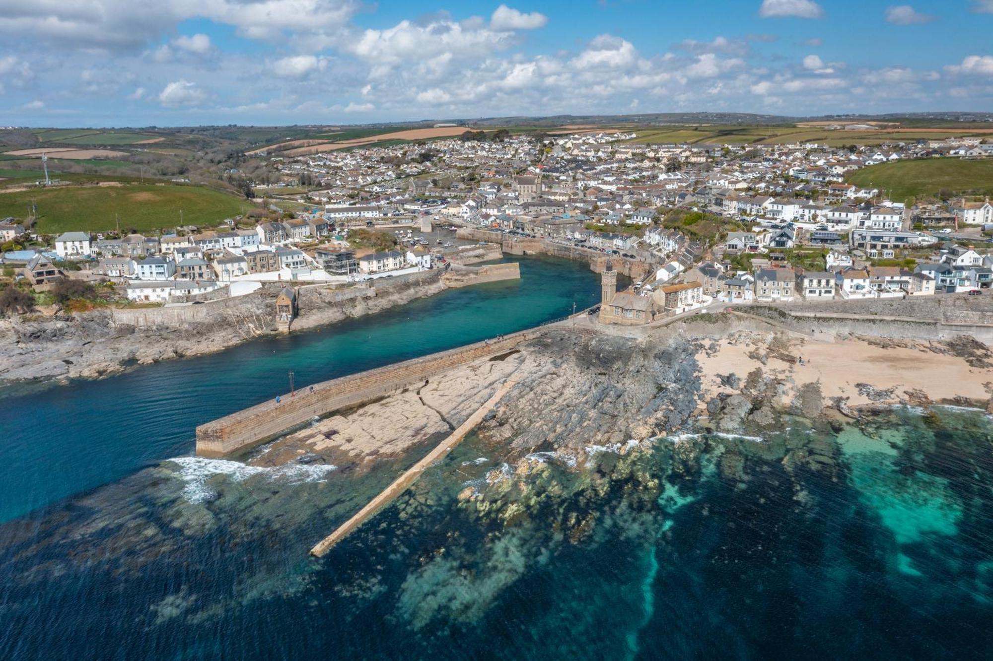 Porthleven B And B Bed & Breakfast Helston Exterior photo